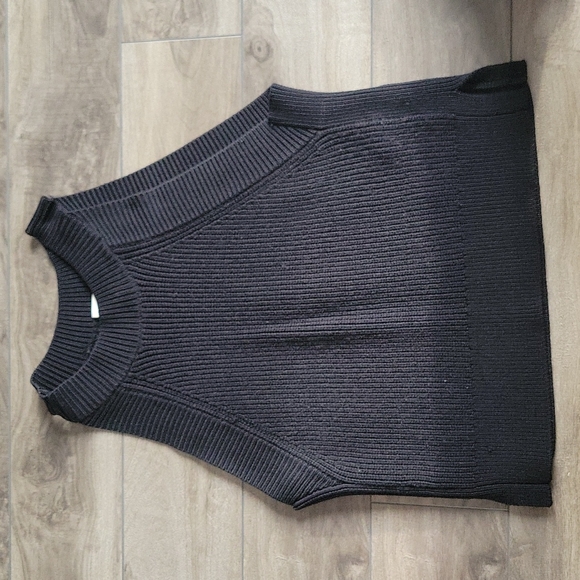 Crevier Knit Top - Picture 2 of 2